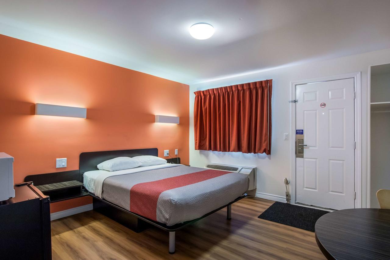 Motel 6-Sudbury, On Exterior photo